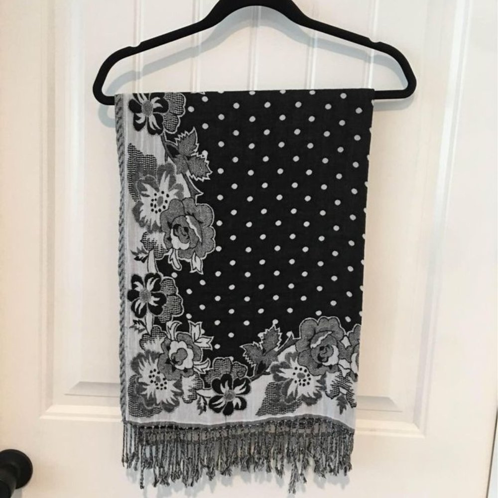 Polka Dot and Flower Wrap